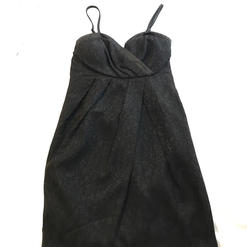 Perf. Boutique cocktail dress w/ removable straps